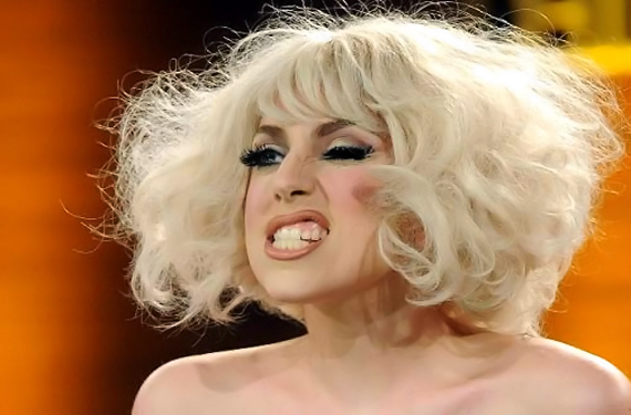 corazon18 Lady Gaga engorda unos kilos de más