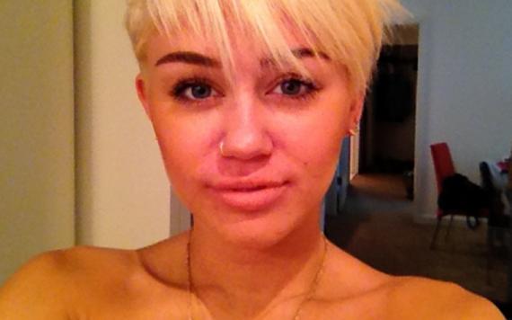 miley cyrus cabello corto Angus T. Jones ansía trabajar al lado de Miley Cyrus